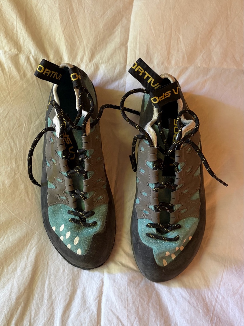 La Sportiva Teal and Gray Women's Climbing Shoes